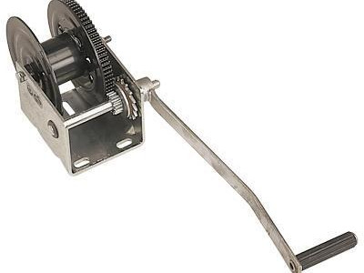 Self Activating Brake Winch + Wire Rope. 363kg Pull Capacity