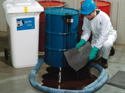 Spill Response Kit Haz-Mat Large. H1100 x W600 x D890mm 263L Capacity. Pig