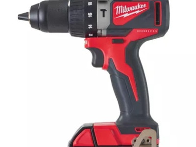 Milwaukee M18BLPD2-502X M18 Brushless Percussion Drill