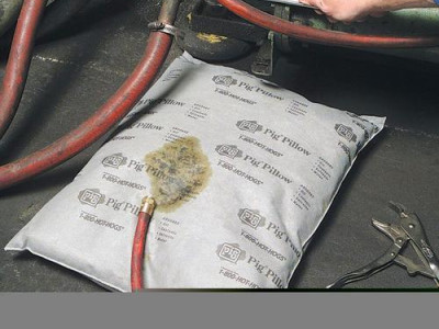 Absorbent Pillows Universal Large. H50 x W430 x L530mm 121L Capacity. Pig (Pk of 16)